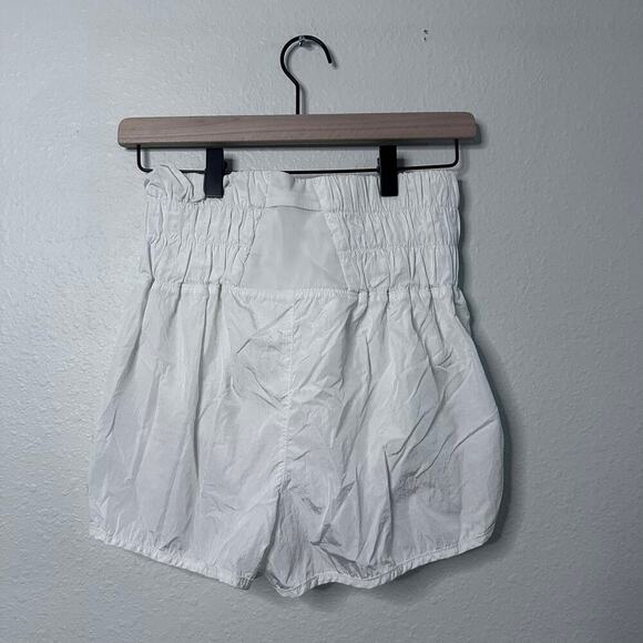 Free People Movement Women's The Way Home Shorts Size S Optic White EUC - Picture 3 of 5